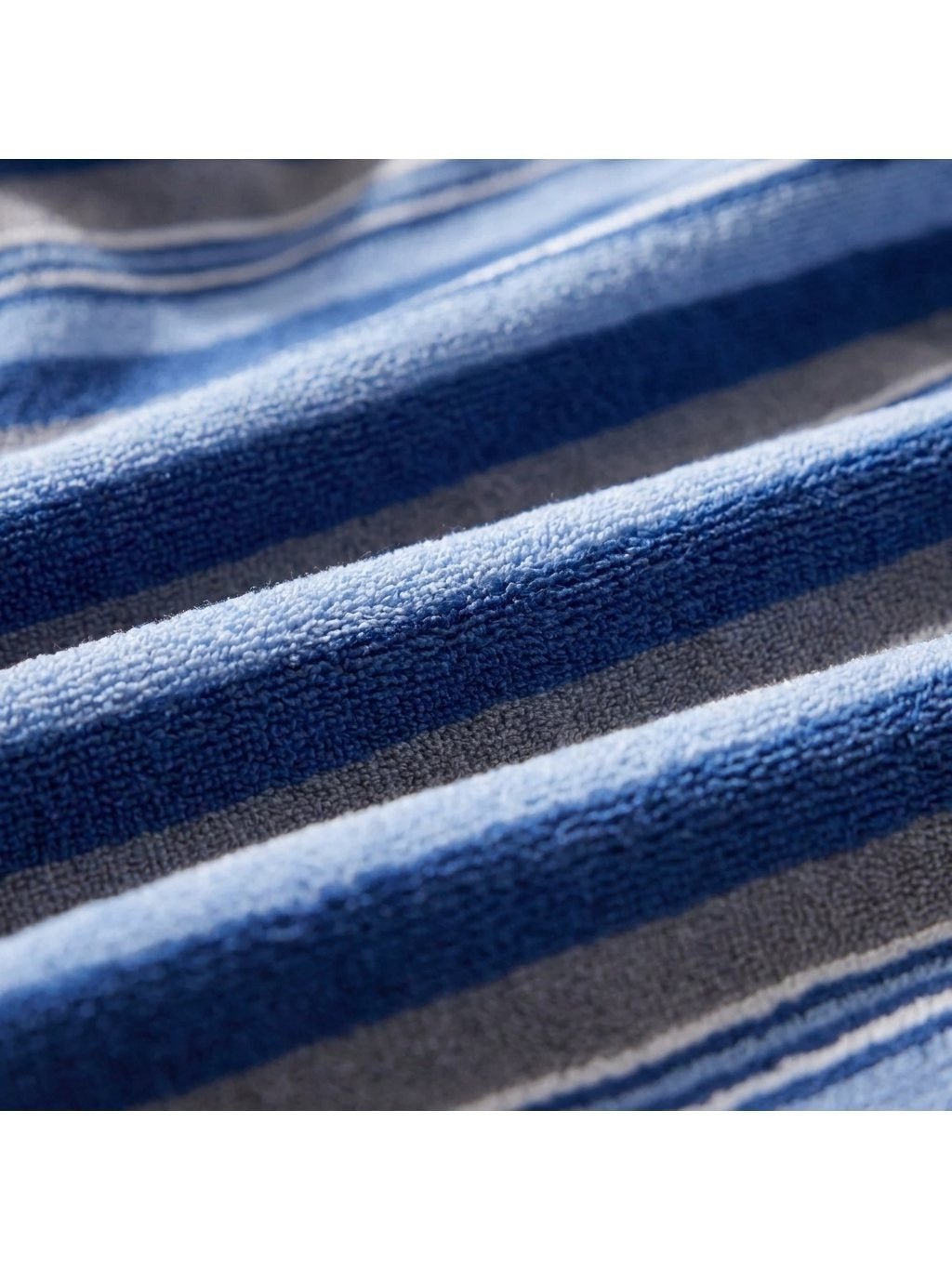 Men's striped bathrobe