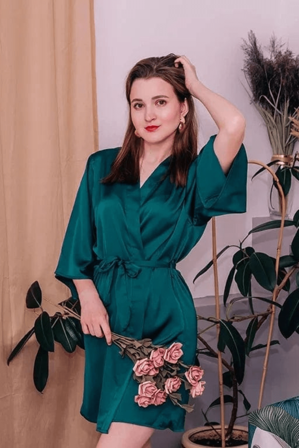 Women's short satin kimono robe — Green